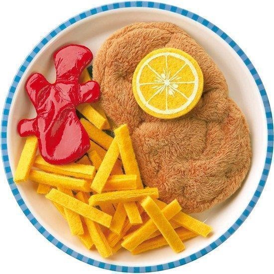 Wiener Schnitzel Met Frietjes Wiener Schnitzel Met Frietjes